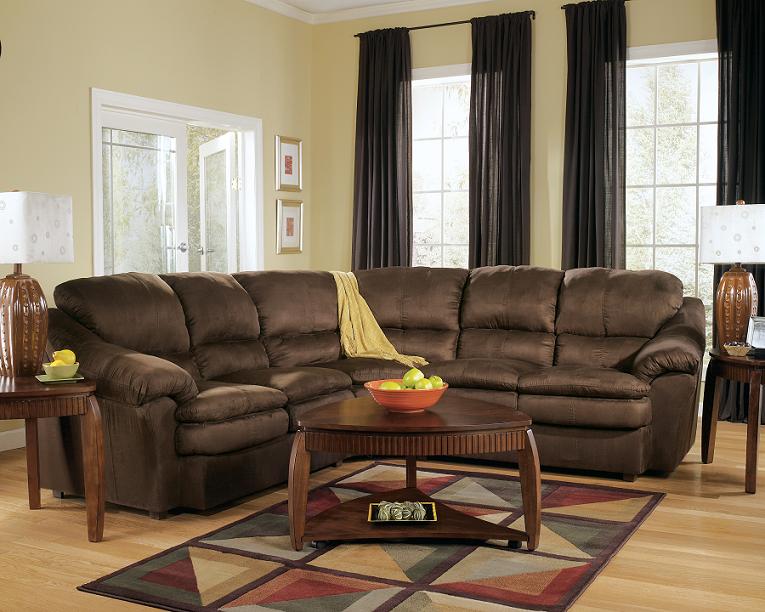 64301 Living Room Sectional