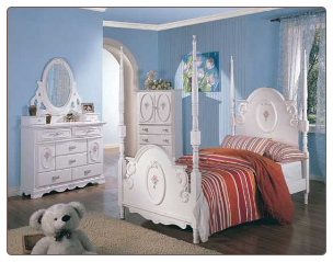Sophie Poster Bed Bedroom Furniture Set in White Finish by Coaster - 400100