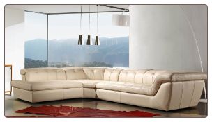 397  ITALIAN LEATHER SECTIONAL BY J&M FURNITURE USA
